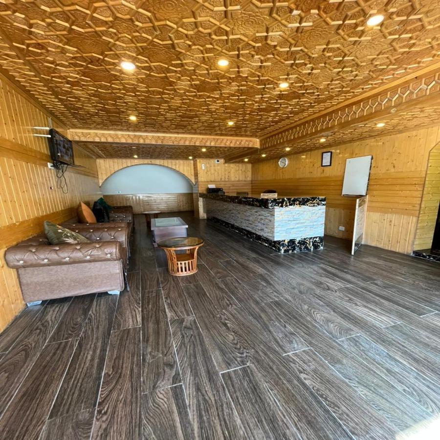 Hotel Sheen Srīnagar 외부 사진