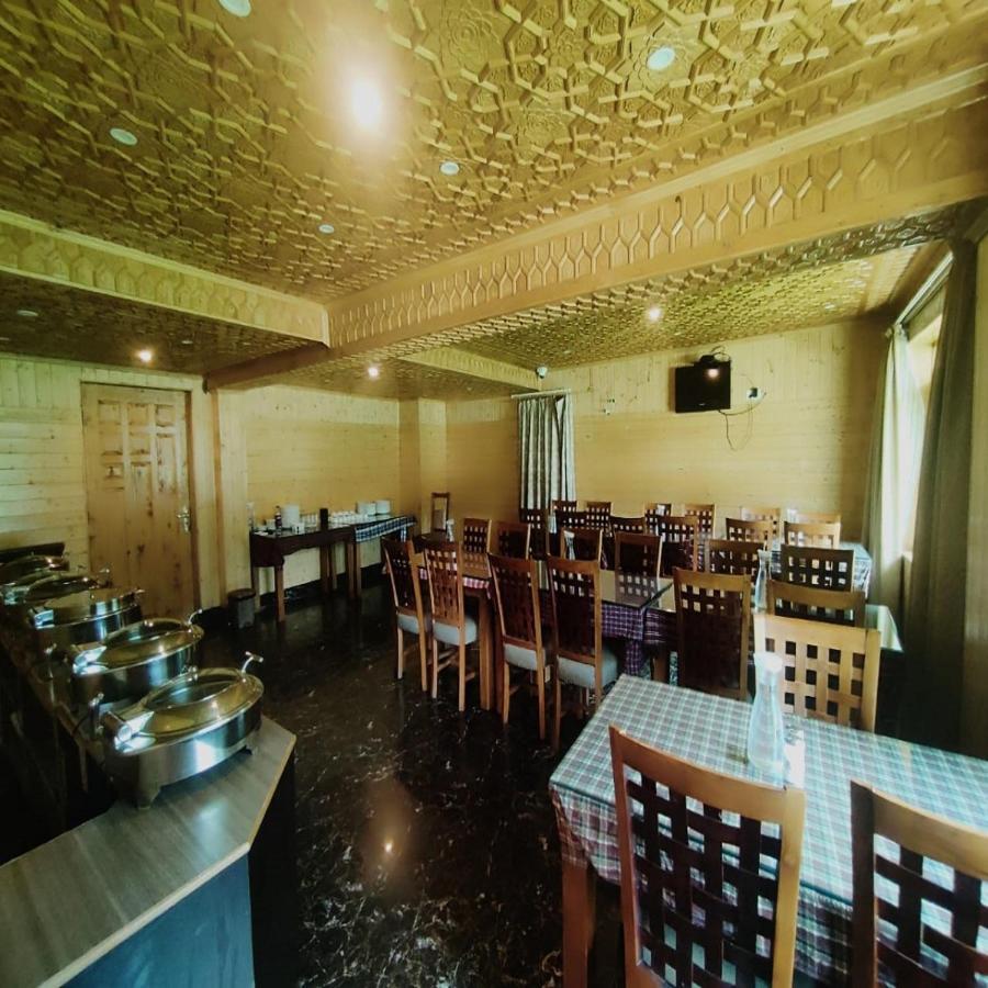 Hotel Sheen Srīnagar 외부 사진
