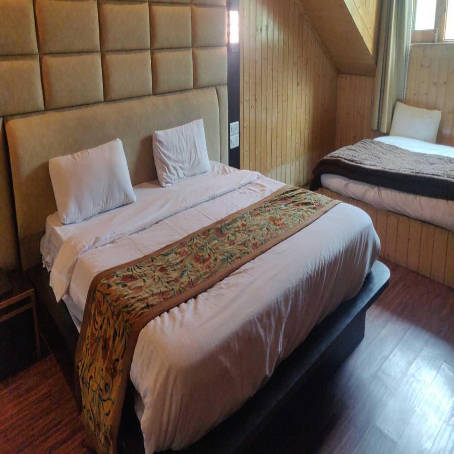 Hotel Sheen Srīnagar 외부 사진